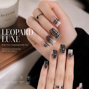 24 Pieces of Gray Leopard Print Spliced Wearable Nail for Autumn and Winter, High-end Nail Art, Fake Nail, Short Square Wearable Nail Piece
